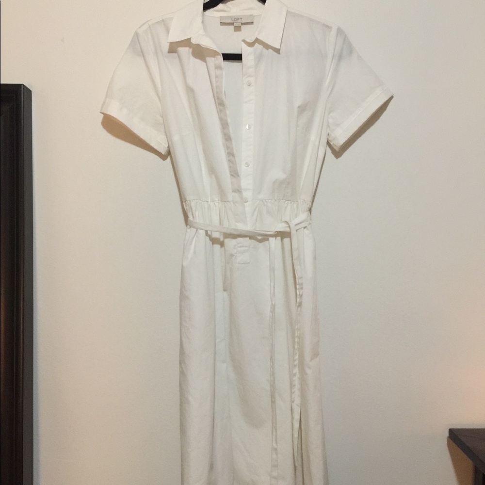Button Up Cotton Dress w/ Belt Tie & Pockets!